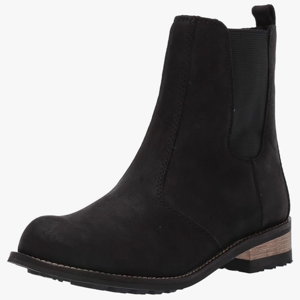Kodiak Alma style Chelsea boots
Size 8.5